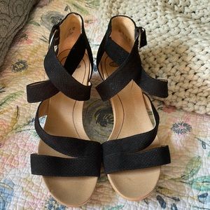 Dr. Scholl’s strappy wedges. Last Chance!!